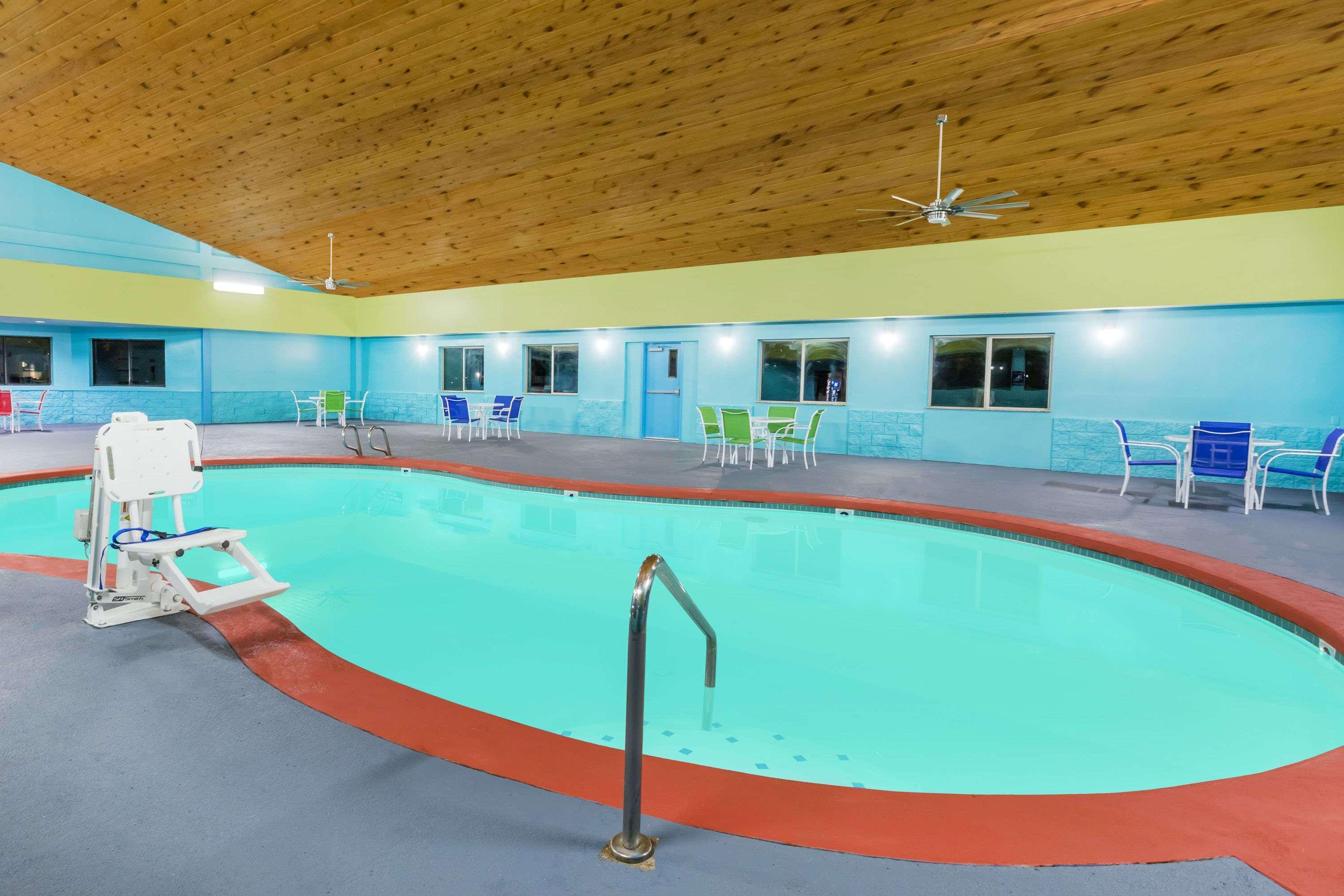 Days Inn By Wyndham West Des Moines Buitenkant foto