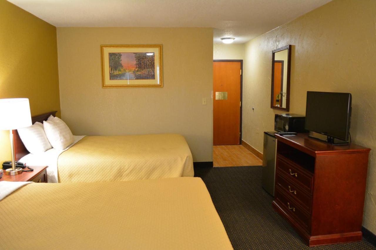 Days Inn By Wyndham West Des Moines Buitenkant foto
